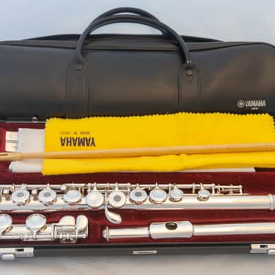 Yamaha YFL-461 All Silver Intermediate Flute Open-hole C-foot *Made in Japan *Overhauled New Pads image 1