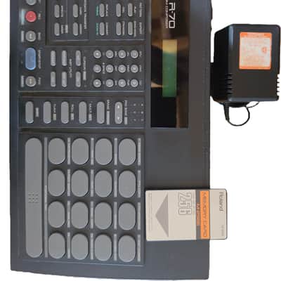 Roland R-70 Human Rhythm Composer 1990s Includes M256E memory card image 1