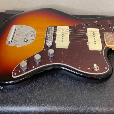 Fender American Ultra Jazzmaster 2020 - UltraBurst w/Flat Case image 9