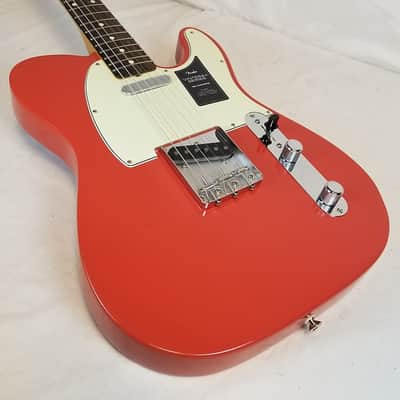 Fender Vintera II '60s Telecaster, Rosewood Fingerboard Electric Guitar, Fiesta Red W/Deluxe Gig Bag image 6