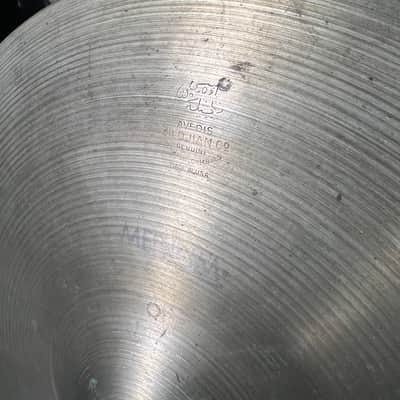 Vintage Zildjian 14" Medium Hi Hats (740g. & 922g.) (Bag 7) image 3