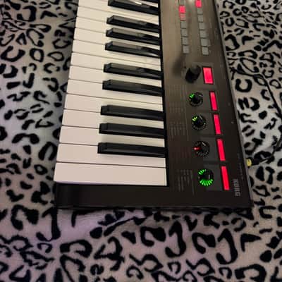 Korg Korg R3 Virtual Analog Synthesizer with Vocoder 2007 + case image 2