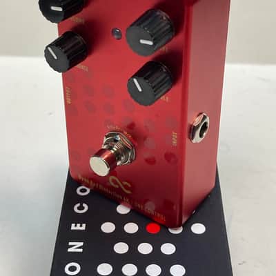 One Control Dyna Red Distortion 4k image 3