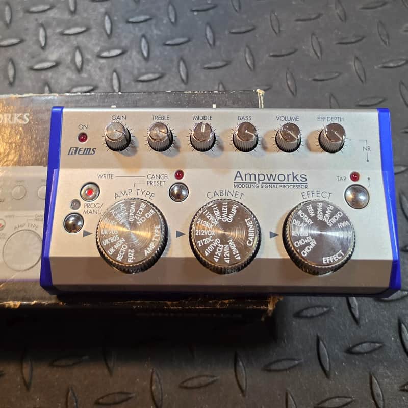 Korg Ampworks Modeling Signal Processor Multi Effects Unit Cab Simulator2000s - Silver Guitar Effect image 1