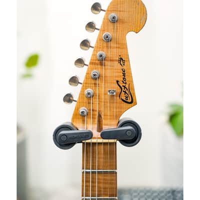 Luxxtone Choppa S Heavy Aging HSS-Cream w/Gold Anodized Pickguard & 1-Piece Roasted Flame Maple Neck image 4