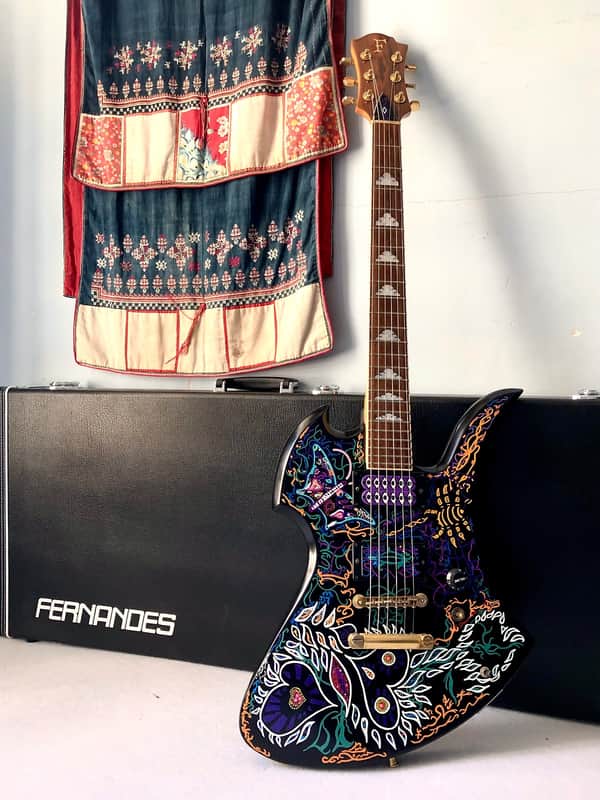 ギター FERNANDES Burny MG PINK Mockingbipd 🦋HIDE MG X🦋松本秀人琴Pink Spider Mockingbird Burny Fernandes MG X