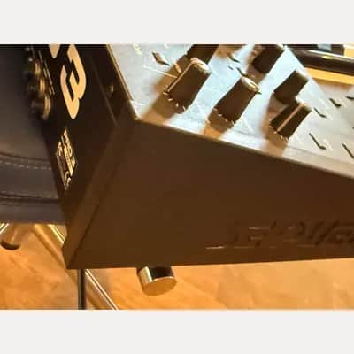 Sequential Pro 3 37-Key 3-Voice Monophonic / Paraphonic Synthesizer 2020 - Present - Black image 1