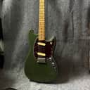 Fender Player Mustang olive green tortoise shell pick guard
