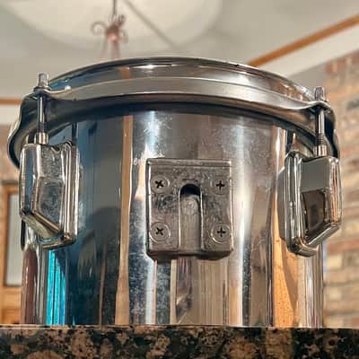 Pearl fiberglass 8x10 concert tom w/chrome mirror finish. image 3