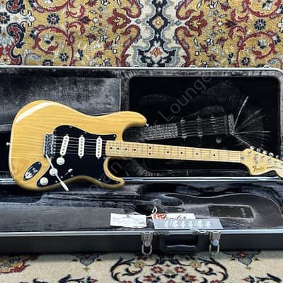 1982 Fender - Stratocaster - Vintage - ID 2635 image 2