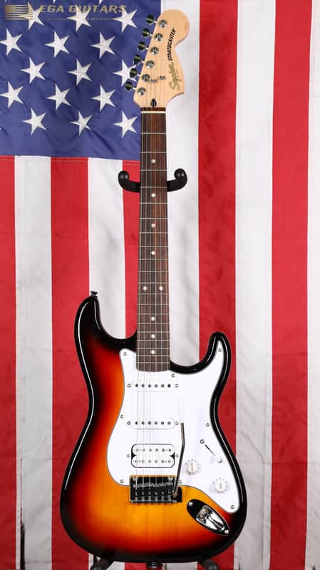 Squier Affinity Stratocaster Junior HSS - 3-Color Sunburst image 1