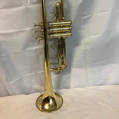Bach TR700 Trumpet image 2