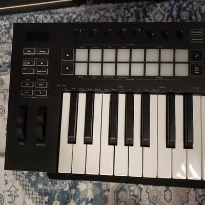 Novation Launchkey 49 MKIII MIDI Keyboard Controller image 3