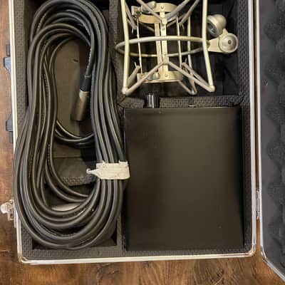 Stellar Microphones CM-5 Tube Microphone package with shock mount and case image 11