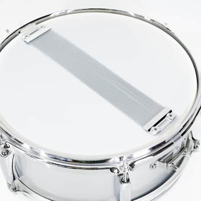 Rogue Junior Kicker 12'' x 5'' Snare Drum - Metallic Silver - Includes Stand image 7