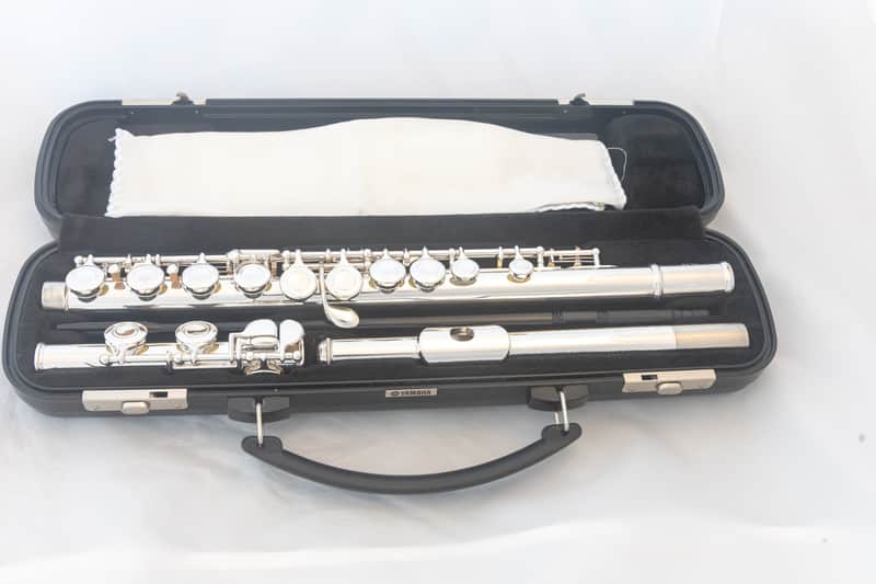 Yamaha YFL-200AD Advantage Standard Flute *Overhauled New Pads *Ready to play image 1