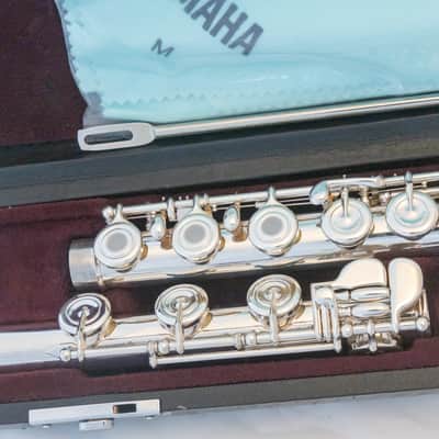 Yamaha YFL-584H (YFL-587H) Professional Flute All Silver Open-hole *Made in Japan *Cleaned & Serviced image 3