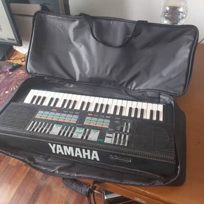 Yamaha PortaSound PSS-570 Multi-Programmable Keyboard image 3
