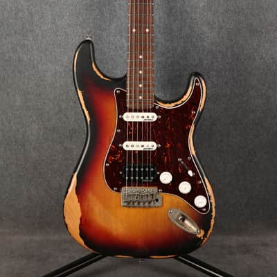 Vintage V6H ICON Electric Guitar - Distressed Tobacco Sunburst - 2nd Hand (166210) image 3