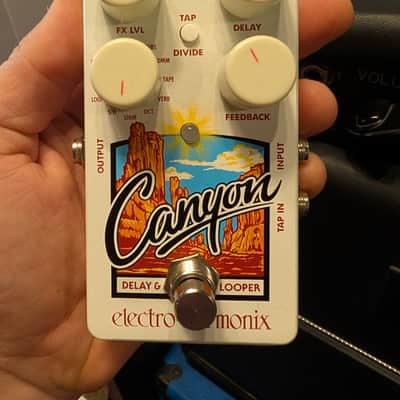 Electro-Harmonix CANYON Delay looper pedal image 1