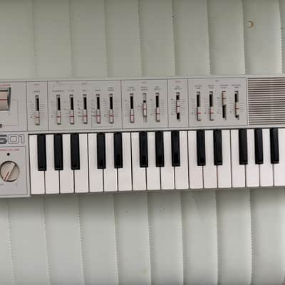 Yamaha CS-01