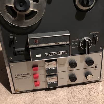 Vintage Panasonic RS-755s 4-track reel to reel with speakers, 1962? image 2