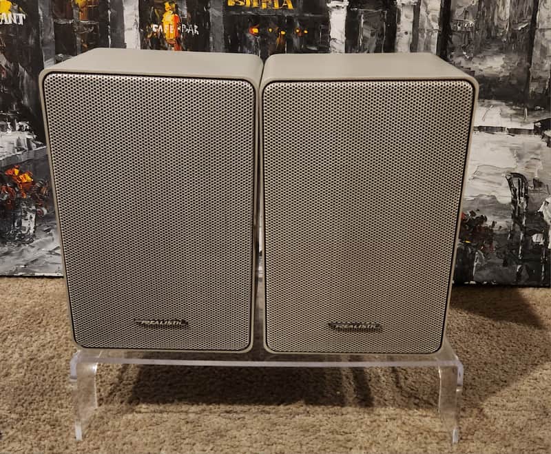 Realistic Realistic Minimus 11 two-way bookshelf speaker 90s - Grey metal image 1