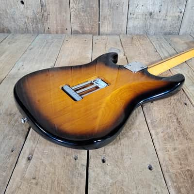 Fender Eric Johnson Thinline Stratocaster 2018 Sunburst Original Case & Paperwork - Sunburst image 17