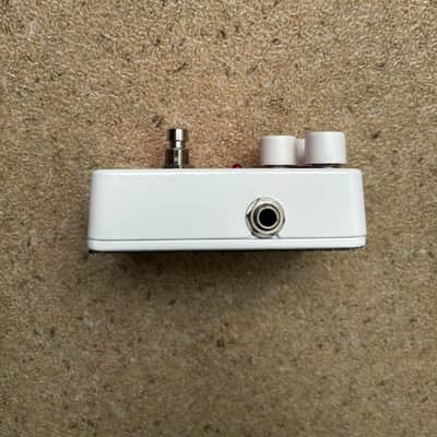 Electro-Harmonix Nano POG Polyphonic Octave Generator 2015 - Present - Red / White image 2