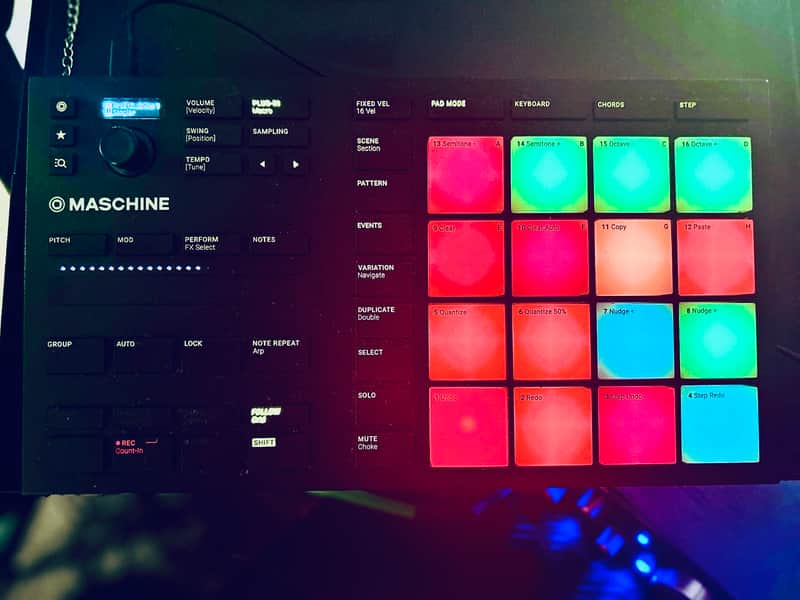 Native Instruments Maschine Mikro MK3 2023 image 1