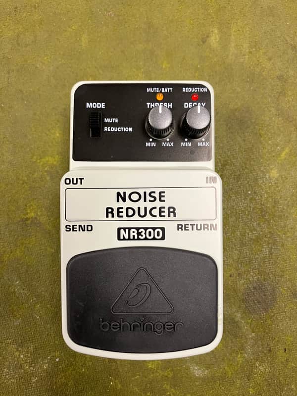 Behringer NR300 Noise Reducer Pedal - Standard image 1