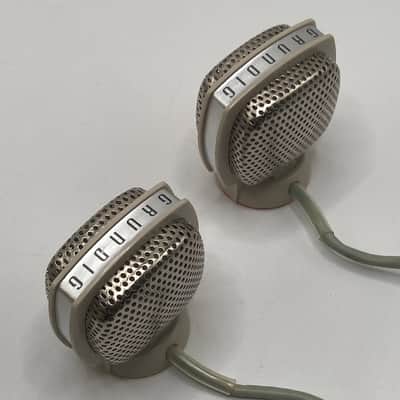 Grundig GDSM 202 Stereo Dynamic Microphone 1960s - White image 3