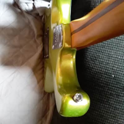 Fender American Ultra II Stratocaster with Maple Fretboard 2024 - Present - Solar Flare image 14