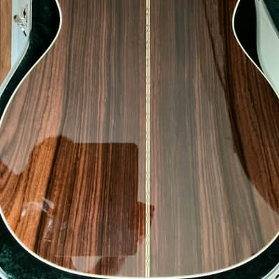 Martin 000-28 2021 - Sunburst image 7