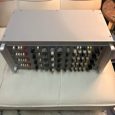 Neotek Series 1E 4 Channels Racked with PSU image 4