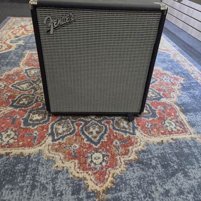 Used Fender Rumble 100 bass amp image 1