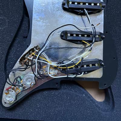 Fender Stratocaster MIM Pickups and Wired Pickguard - Black on Black (2004) image 3
