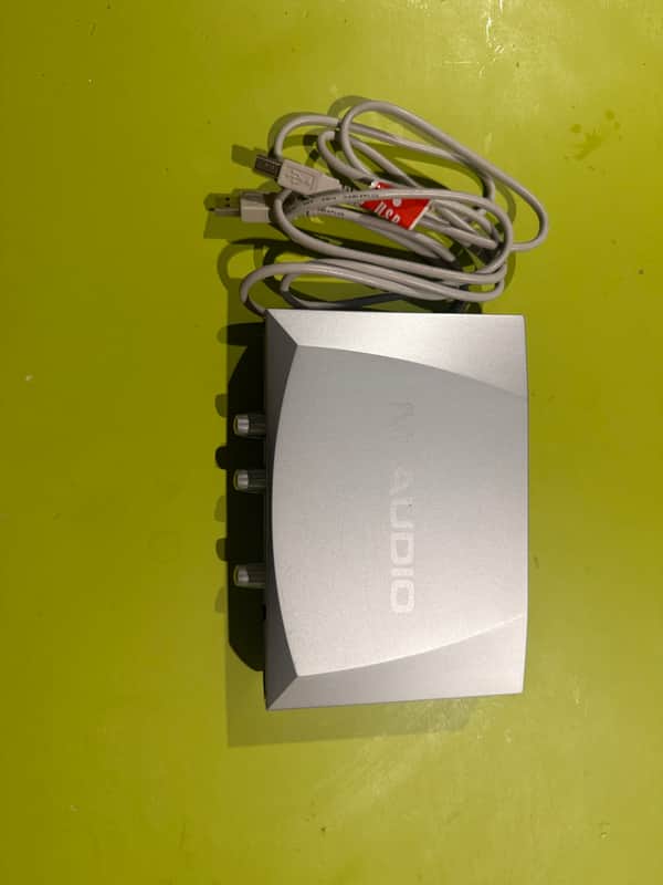 M-Audio Mobile Pre USB Preamp/Interface 2000s - White image 1