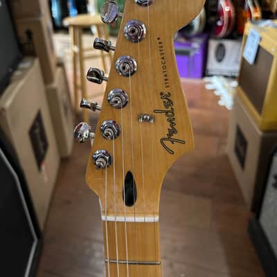 Fender Player II Stratocaster HSS 2024 MN Hialeah Yellow /7lbs. 15.7oz. #MXS24030881 image 9