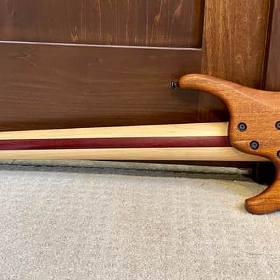 Immagine Roscoe LG Rustic Redwood Flamed Burl Fretless 5 string bass guitar *Gorgeous instrument* w/case - 7