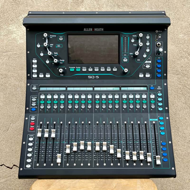 Allen & Heath SQ-5 48-Channel Digital Mixer/USB Interface 2017 - Present - Black image 1