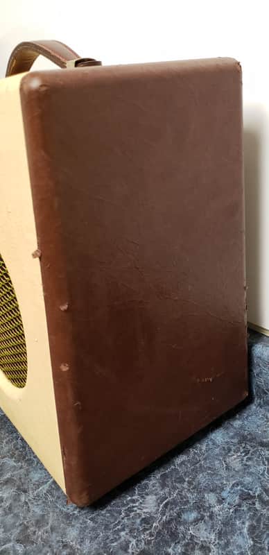 Danelectro Nifty Seventy 15 Watt Bass Amp 1990's | Reverb