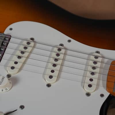 Fender Classic Series 50s Stratocaster (2004) + Fender Deluxe Gig Bag image 9