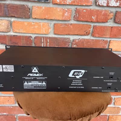 Peavey Q231 Stereo Graphic Equalizer EQ - Black image 3
