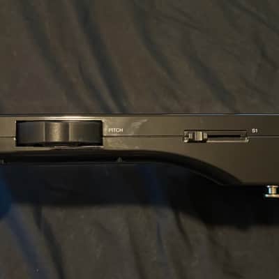 Alesis Vortex 2 Wireless Keytar USB/MIDI Controller 2010s - Black image 8