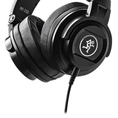 Mackie MC-250 Closed-Back Studio Monitoring Reference Headphones w/50mm Drivers image 2