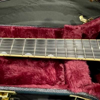 Gretsch Gretsch Guitars G6134TG Limited-Edition Paisley Penguin w/String-Thru Bisgby Electric Guitar Gold Paisley 2025 - Gold Paisley & Black image 6