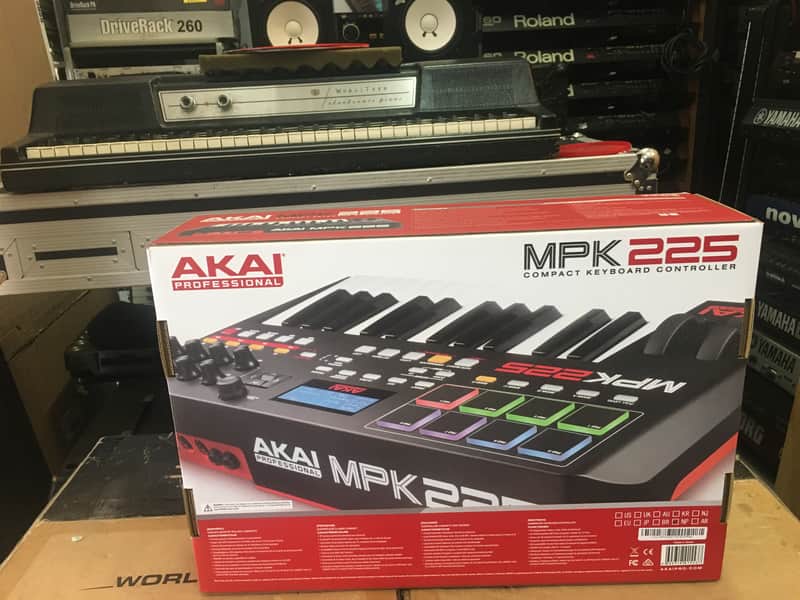 Akai MPK225 MIDI Keyboard Controller | Reverb