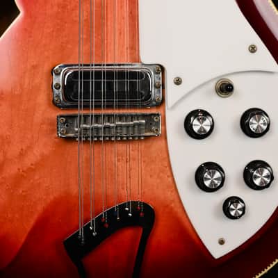 Rickenbecker Modell 381/12 from 1990 in Fire Glow with Case image 5