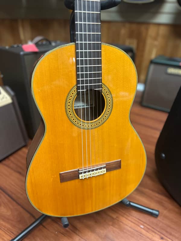 Yamaha GD-20 Grand Concert Classical Guitar w/pickup 1990-2001 - Natural w/hard case image 1
